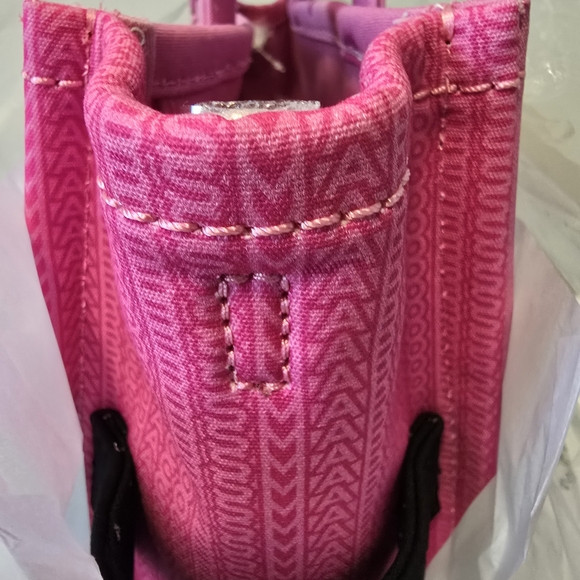 Marc Jacobs Miami 'The City Tote' Bag - Picture 9 of 14